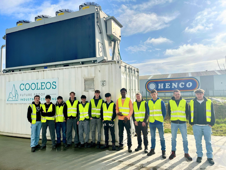 Studenten lassen van kOsh ontdekken industriële koeltechniek bij Henco en Cooleos